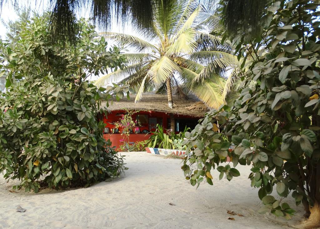 Hotel Mermoz Saint-Louis Exterior foto